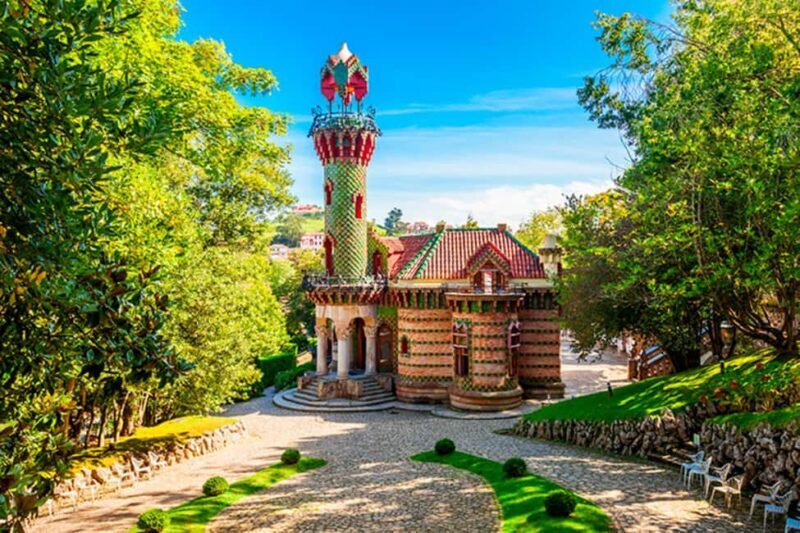 Capricho Gaudí with entrance, Santillana del Mar and Sequoia Forest - Practical Tips and Considerations