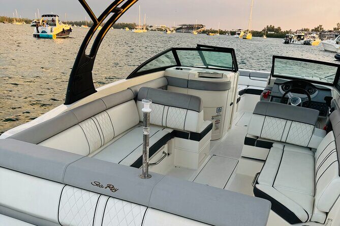 Captained Miami Private Party and Swimming with Champagne!!! - An In-Depth Look at the Miami Private Boat Tour