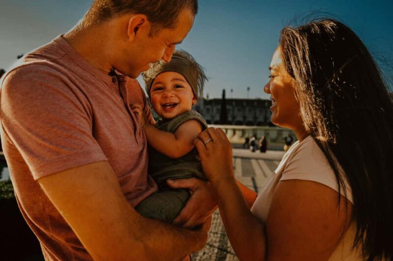 Capture You Family Memories: Lisbon Professional Photoshoot - Key Points