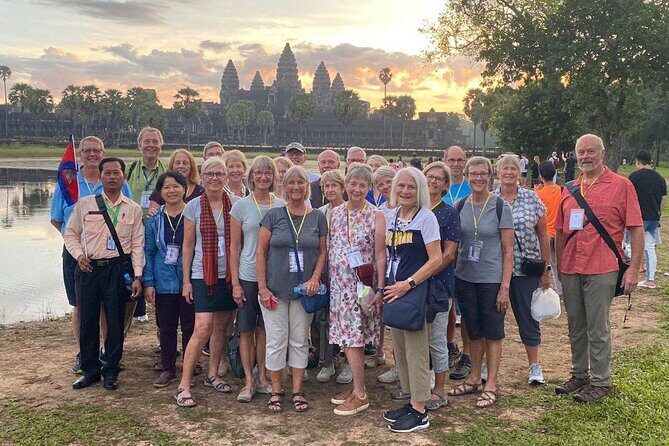 Capturing Memories Exclusive Angkor Wat Private Tour with sunrise - Key Points