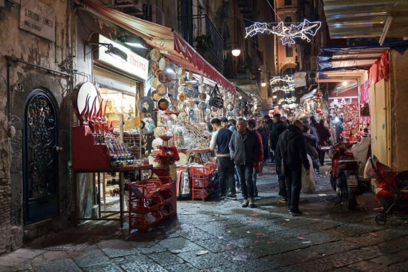 "Capturing the Magic": Explore the Naples Christmas Market - Exploring Naples in a Festive 2 Hours