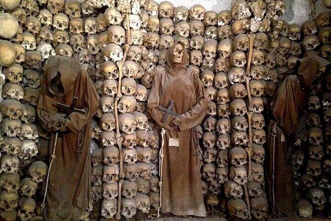 Capuchins Crypt Tour and Concert in Rome - Exploring the Crypts: What You Can Expect
