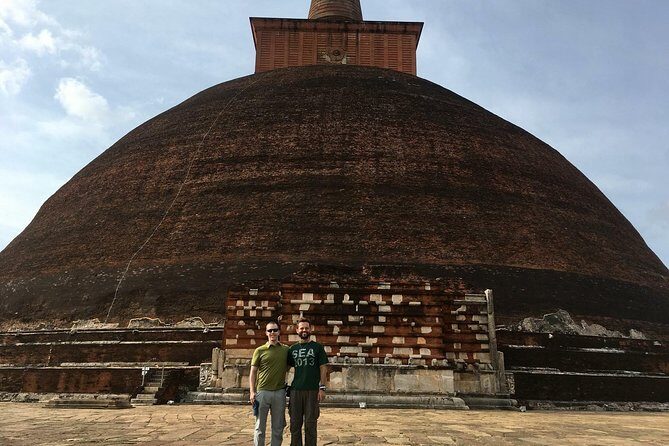 Car & Driver one week private tour in Sri Lanka 6 nights -7 days - Exploring the Highlights of Sri Lanka in 7 Days