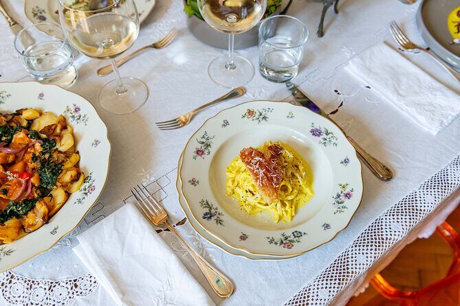 Carbonara Cooking Class in Rome: Cook Like a Local in Trastevere - An In-Depth Look at the Experience