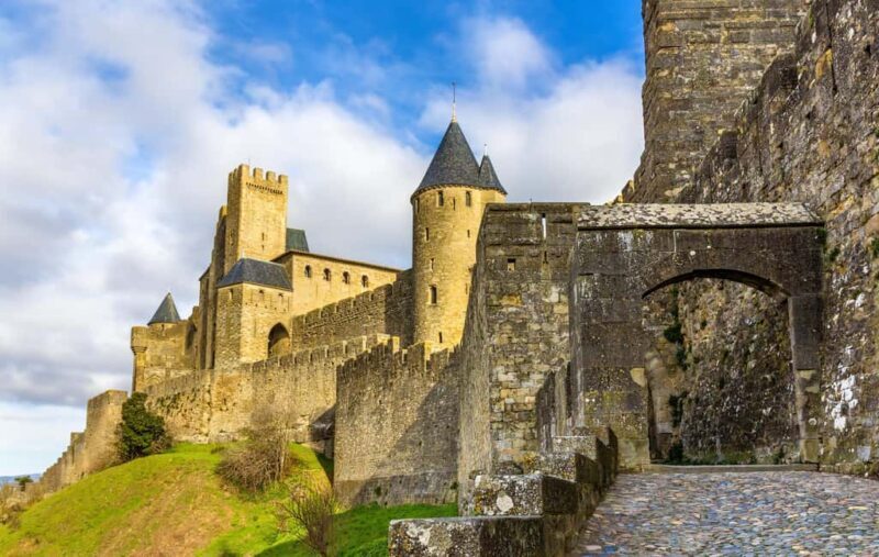 Carcassonne: 2-Hour Best Intro Walking Tour with a Local - A Detailed Look at the Tour Experience