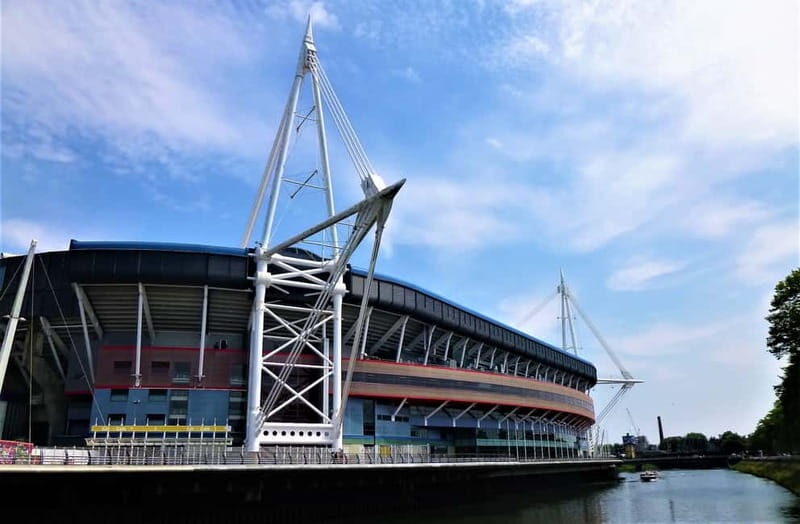 Cardiff: Private Half-Day City Center and Bay Walking Tour - The Value of a Private Guided Tour