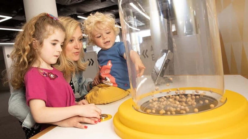 Cardiff: Techniquest Science & Discovery Centre Entry Ticket - Hands-On Exhibits: Learning by Doing