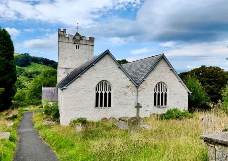 Cardiff: Waterfalls, Mountains & Castles Day Tour - Exploring Wales’ Natural and Historic Gems