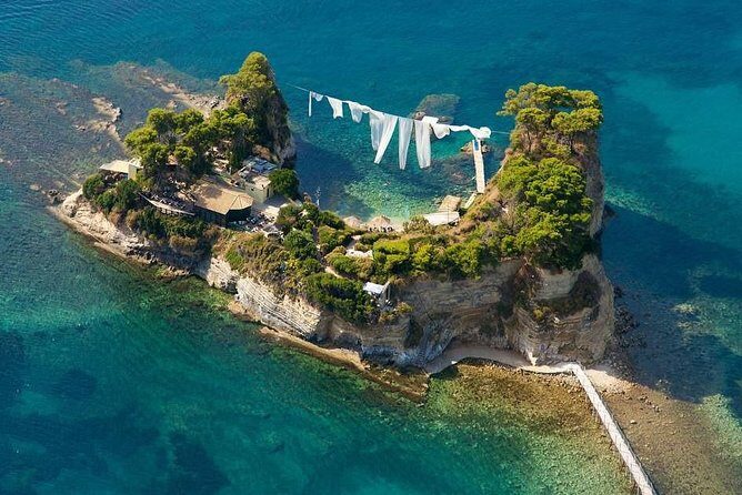 Caretta-Caretta Turtle Trip - The Guides and Crew