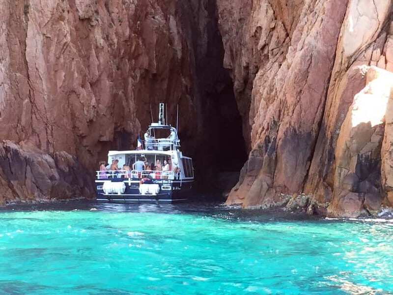 Cargèse: Calanques of Piana on a family boat - Frequently Asked Questions