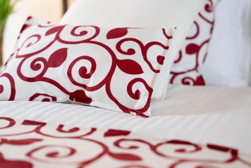 Carnota: Pilgrim Retreat - Integra tu Camino (Hostel & Full Board) - Activities and Extras: Whats Included & Whats Not