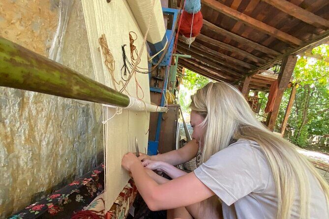 Carpet Weaving Art Lessons & Experience - What to Expect from the Carpet Weaving Experience