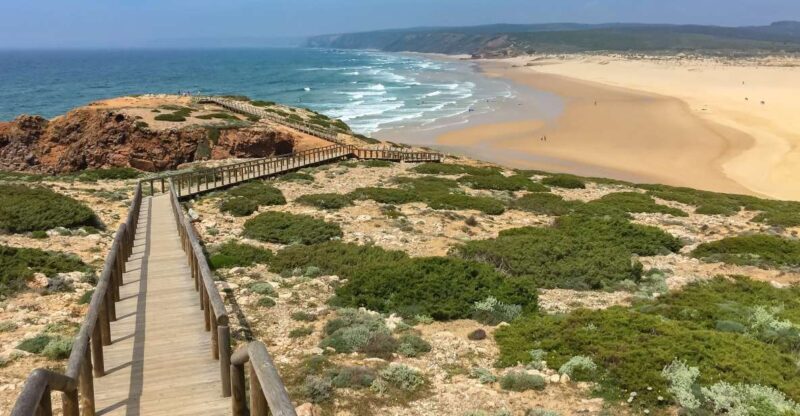 Carrapateira: Surf Lesson - A Detailed Look at the Surf Lesson Experience