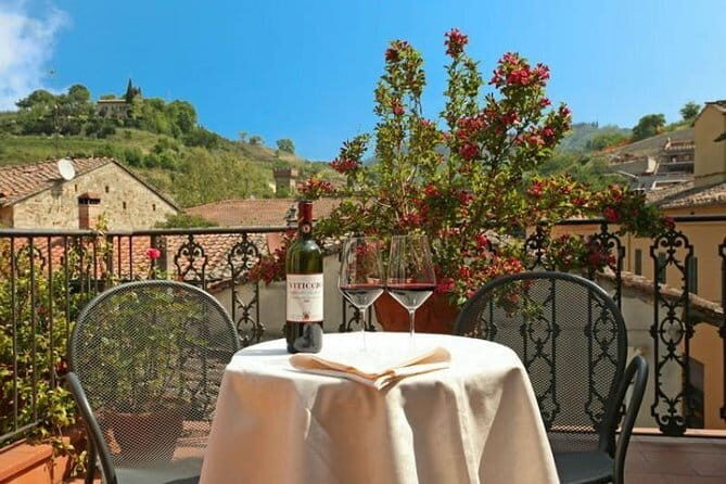 Carriage ride and Lunch in a typical restaurant in the heart of Chianti - An In-Depth Look at the Experience