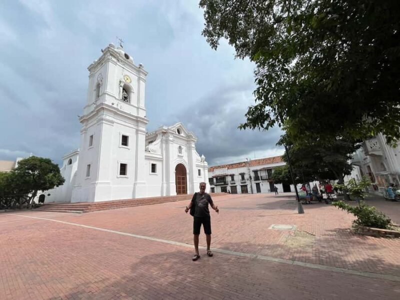 Cartagena: Barranquilla and Santa Marta BILINGUAL GUIDE - Key Points