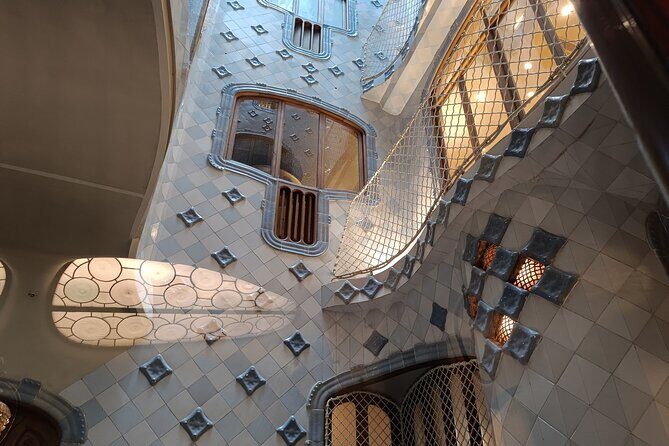 Casa Batlló First Access Insider Tour With Chocolate Breakfast - The Practical Side: Is This Tour Worth It?