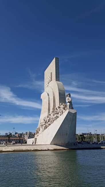 Cascais: Lisbon Morning Breeze Sailing Tour, Thursday - A Deep Dive into the Experience