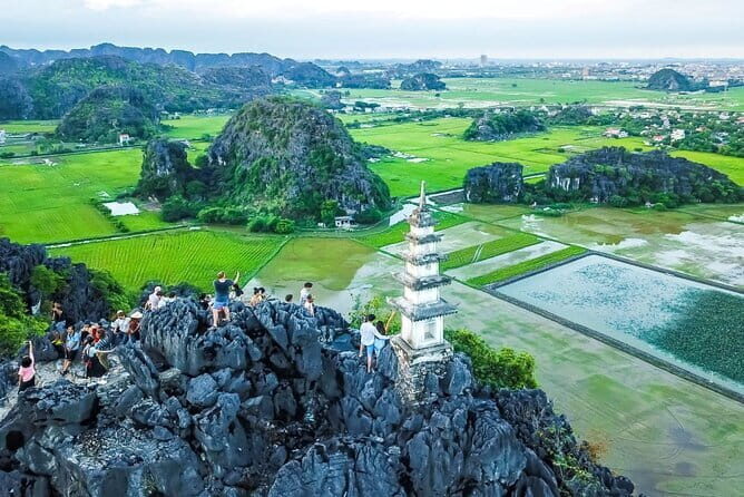 Castella Cruises 2 Days Explore Halong Bay from Hanoi - The Sum Up