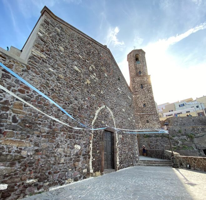 Castelsardo: Medieval Village Walking Tour with Aperitif - A Walk Through Time in Castelsardo