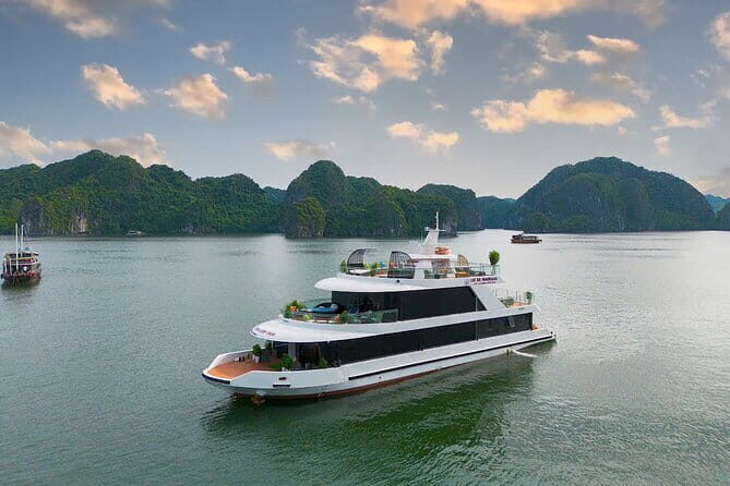 Cat Ba: Breathtaking Lan Ha Bay Sunset on D'Charme Luxury Cruise - Introduction: A Sunset Cruise That Checks All the Boxes