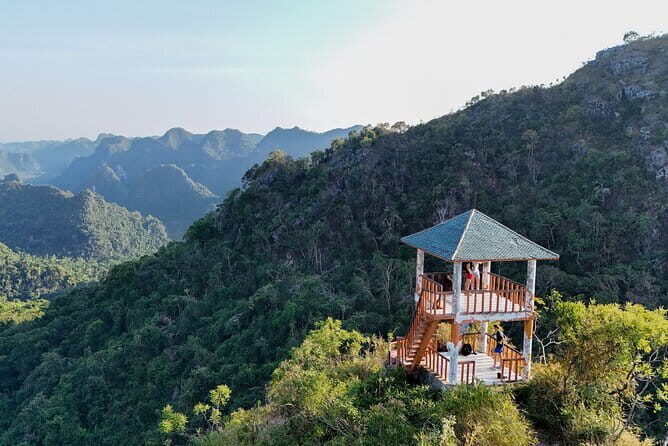 Cat Ba Trekking & Kayaking 3 days 2 nights - Key Points