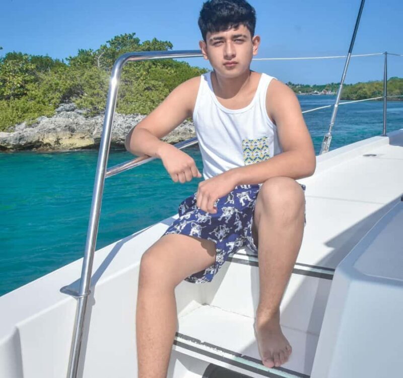 Catamaran Adventure to Isla Mujeres: Snorkeling, Food, and Transportation Included - Starting Your Day: Convenient Hotel Transfers