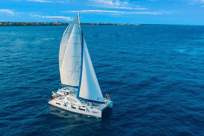 Catamaran along the Riviera Maya Snorkel food and open bar - FAQs