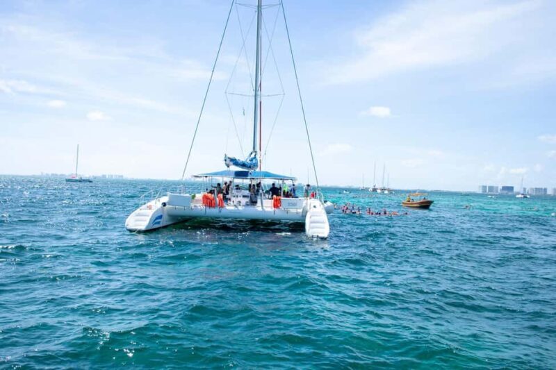 Catamarán Cruise to Isla Mujeres & Buffet Lunch - Who This Tour Is Best For