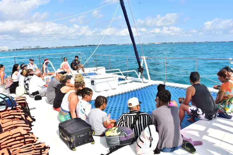 Catamarán Cruise to Isla Mujeres & Buffet Lunch - FAQ