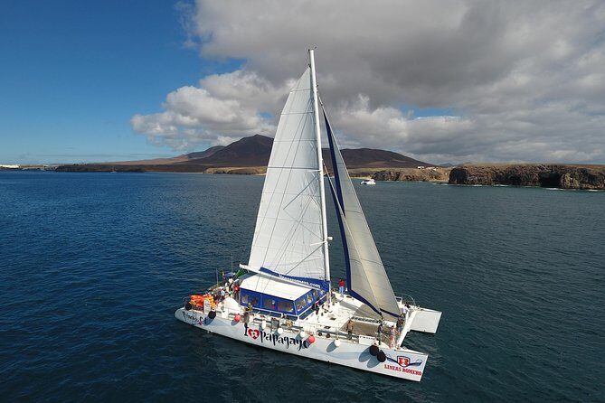 Catamaran Cruise to Papagayo beaches, lunch and water activities - FAQ