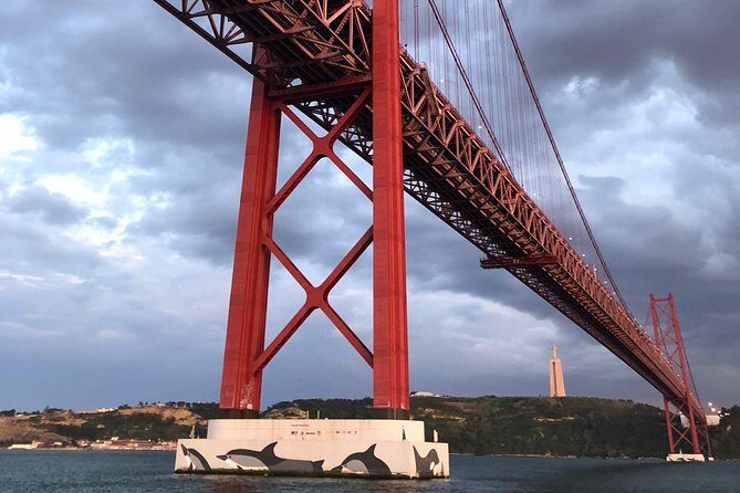 Catamaran Cultural Tour through Lisbon - The Storytelling and Atmosphere