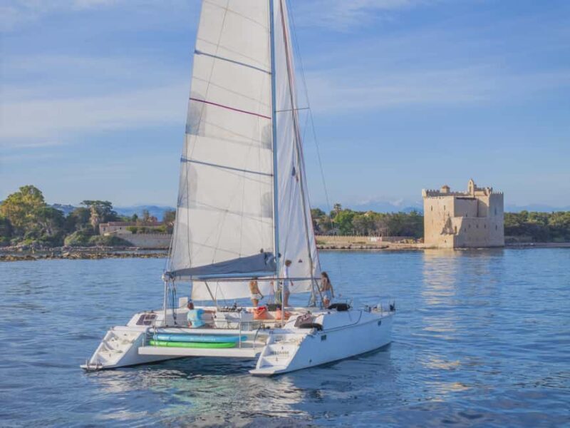 Catamaran excursion in the Estérel - An In-Depth Look at the Catamaran Experience in the Estérel