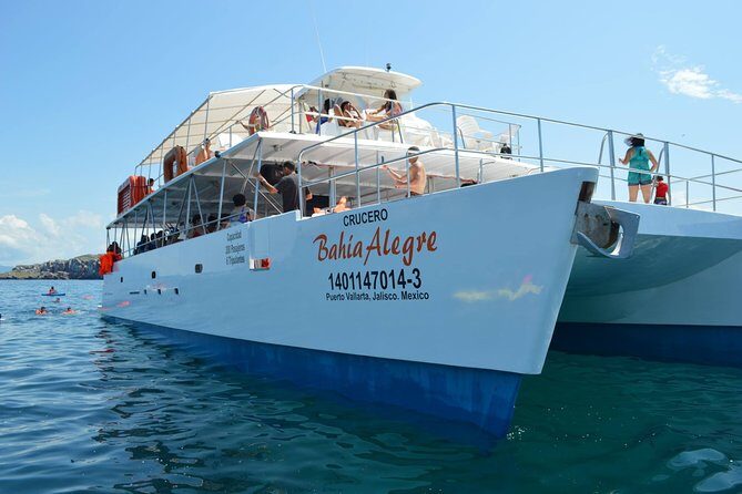 Catamaran Islas Marietas - Snorkel & Open Bar - Food, Drinks, and Entertainment