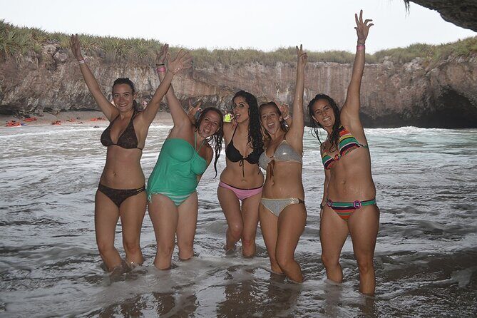 Catamaran Islas Marietas - Snorkel & Open Bar - Frequently Asked Questions