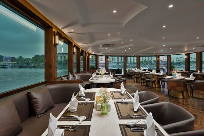 Catamaran Premium Cruise to Halong Bay & Lan Ha Bay in 1 Day Tour - The Itinerary: A Deep Dive into Your Day on the Bay