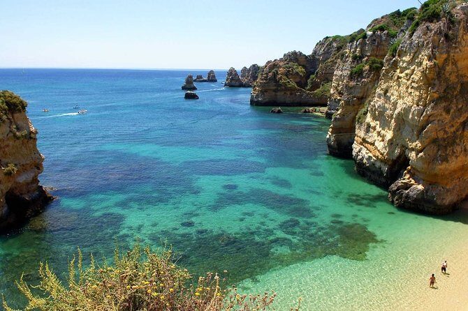 Catamaran Private Tour - Benagil & Marinha Beach - (28 PAX) - FAQ