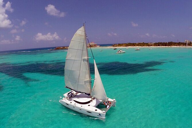 Catamaran Sail to Isla Mujeres with all inclusive from Cancun or Riviera Maya - The Experience: Pros and Cons