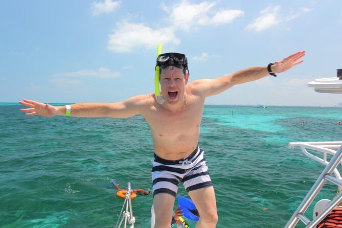 Catamaran Sailing Experience & Snorkeling Tour to Isla Mujeres - FAQ