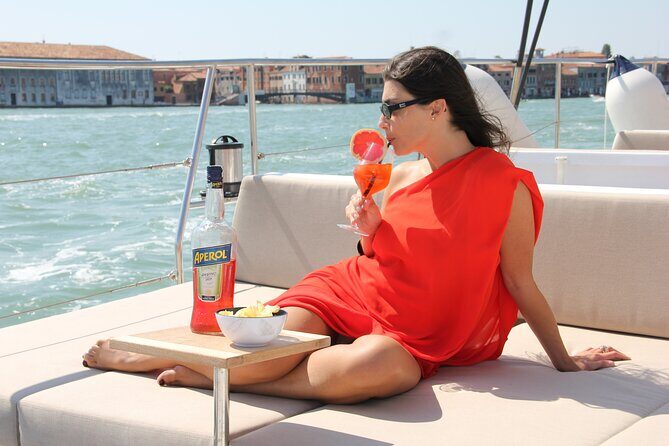 Catamaran Spritz Tour - Onboard Experience & Comfort