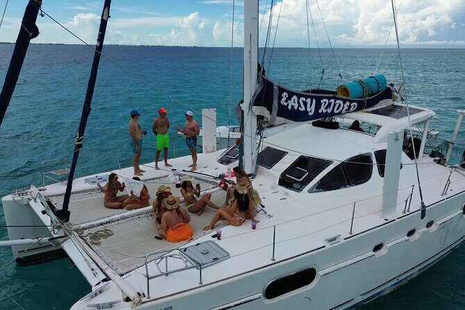 Catamaron Sunset Tour on Isla Mujeres with Snorkeling - An In-Depth Look at the Catamaron Sunset Tour on Isla Mujeres