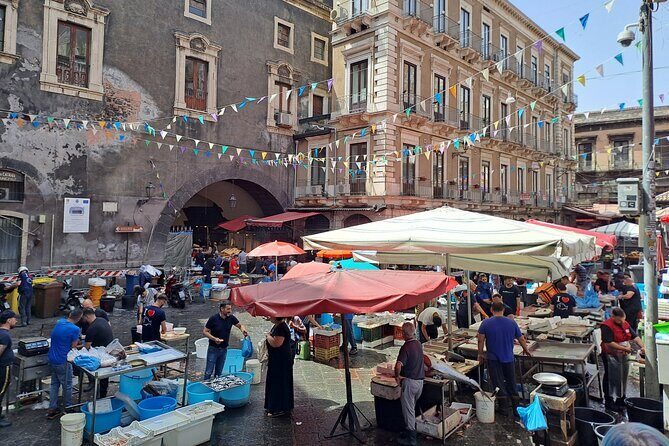 Catania Sicilian Street Food Tour: Small Group by Do Eat Better - Key Points