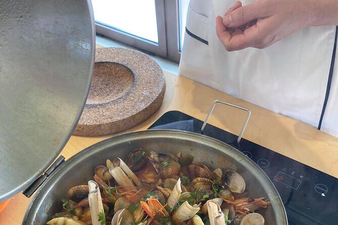 Cataplana for All: From kitchen to the table - FAQs