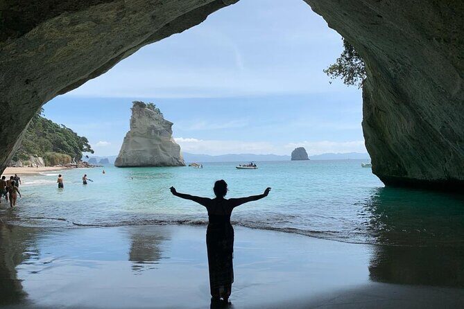 Cathedral Cove and Hot Water Beach Scenic Day Tour from Auckland - FAQ