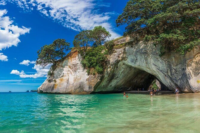 Cathedral Cove with the Lost Spring Hidden Spa - FAQ