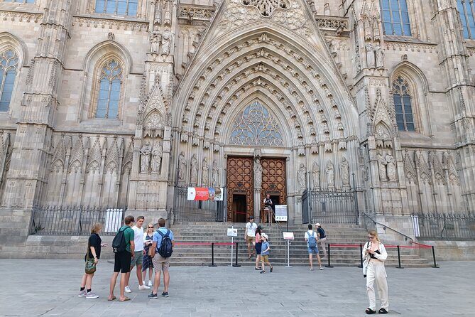 Cathedral of Barcelona Entrance Ticket with Access to the Rooftop - The Experience’s Duration and Flexibility