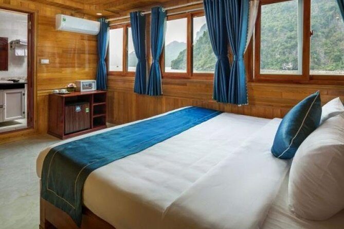 Catherine Cruise 2 Days/1 Night with 6 Star Cruise - Key Points