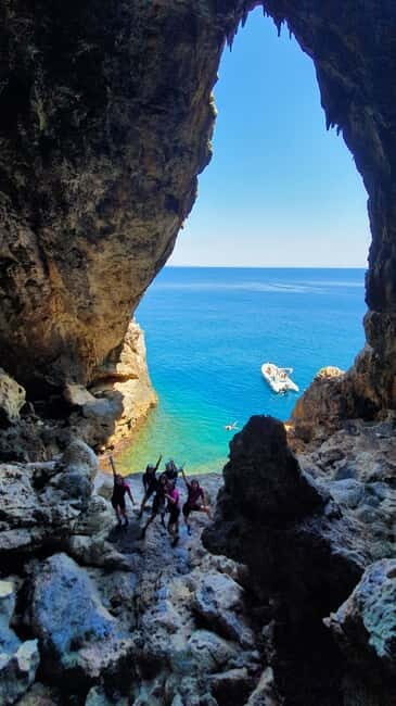 Cavern & Coves Argentario Half Day Snorkeling Tour - Key Points