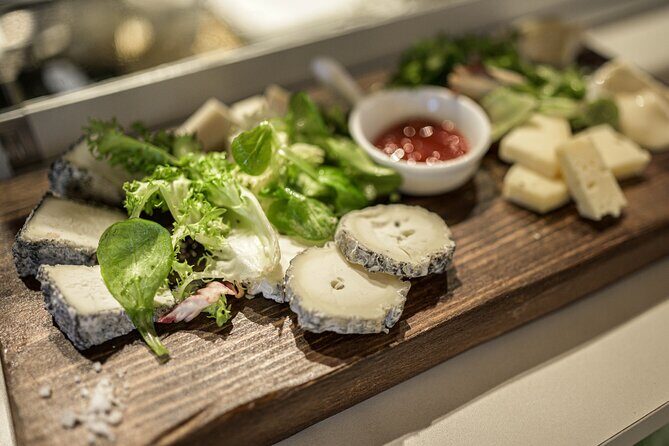 Caves Ambacia, Tour and Wine Tasting in Amboise, Loire Valley - What Reviewers Say