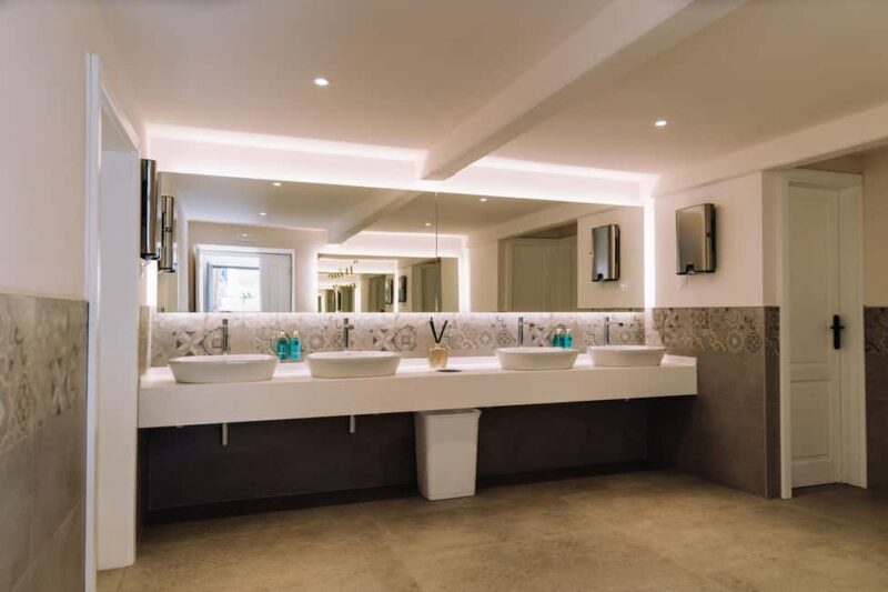 Cavtat: Banac Gallery Entrance & Sparkling Wine - Final Thoughts