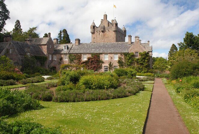 Cawdor Castle, Culloden Battlefield and Clava Cairns - Key Points